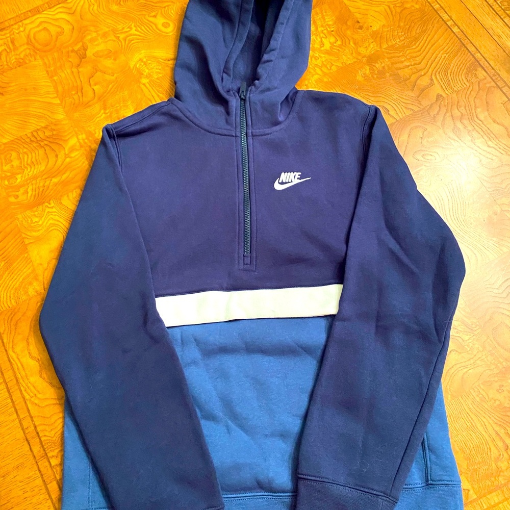 Nike hoodie sweatshirt. Large